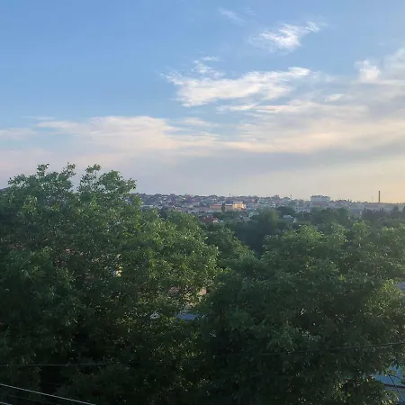 Reef Апартаменты